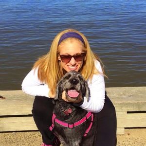 Meet your Posher, Laurie